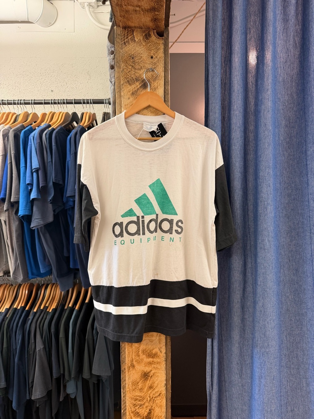 Vintage adidas equipment t-shirt
